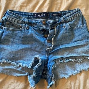 Vintage Mom 3” shorts